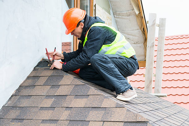 Quick and Trustworthy Emergency Roof Repair Services in Harbor Bluffs, FL